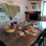 Et Table D'hotes Du Terroir Borne